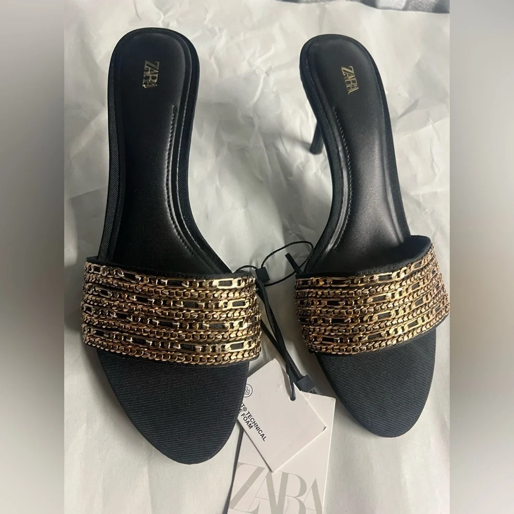 🔥🔥Zara chain trim heeled sandals - Picture 8 of 8